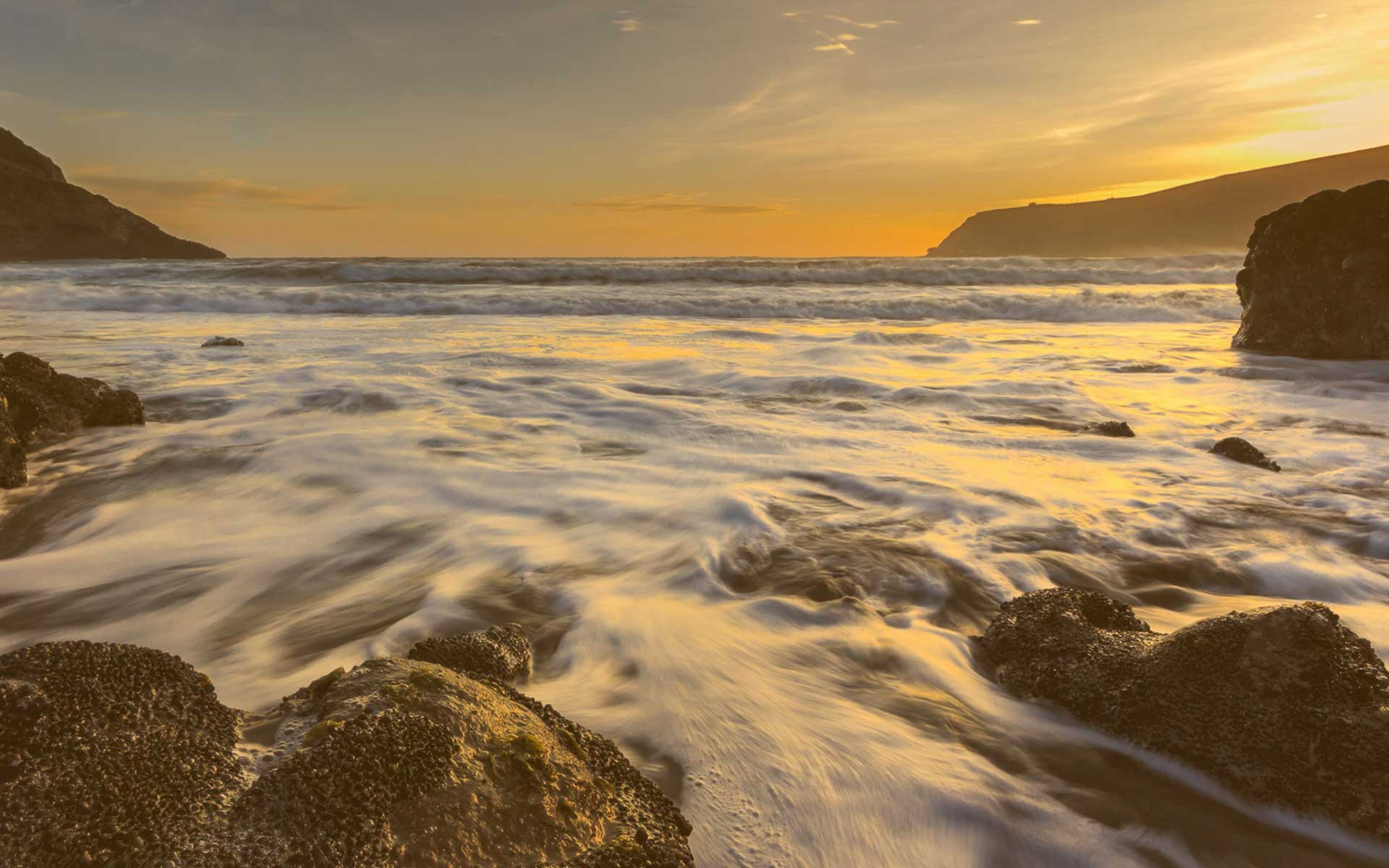 waves over rocks